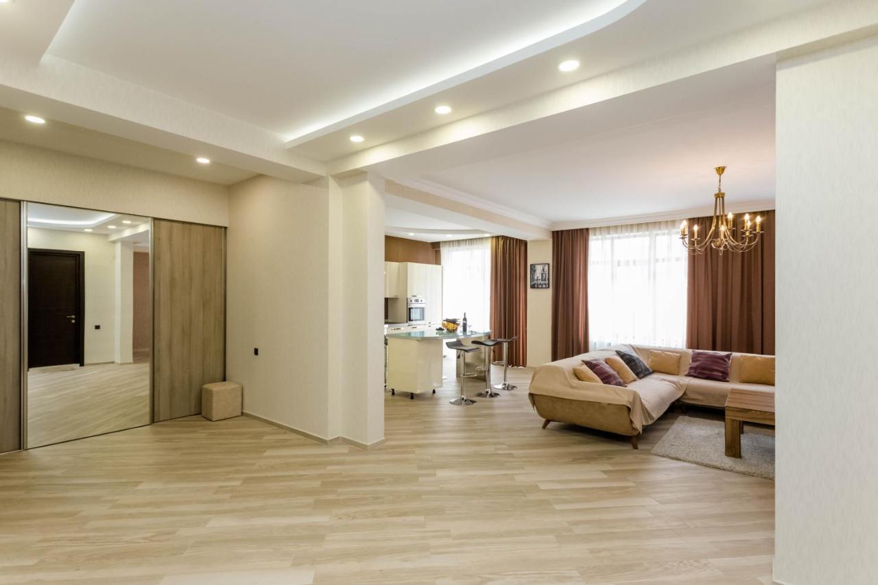 Rustaveli Residence III Tbiliszi Kültér fotó